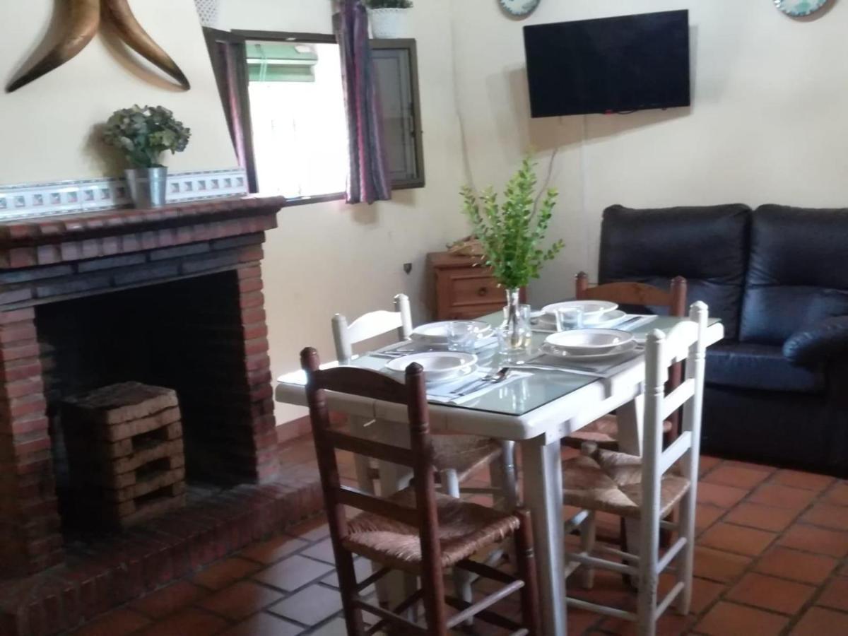 Las Casitas Apartamento Higuera De La Sierra  Exterior foto